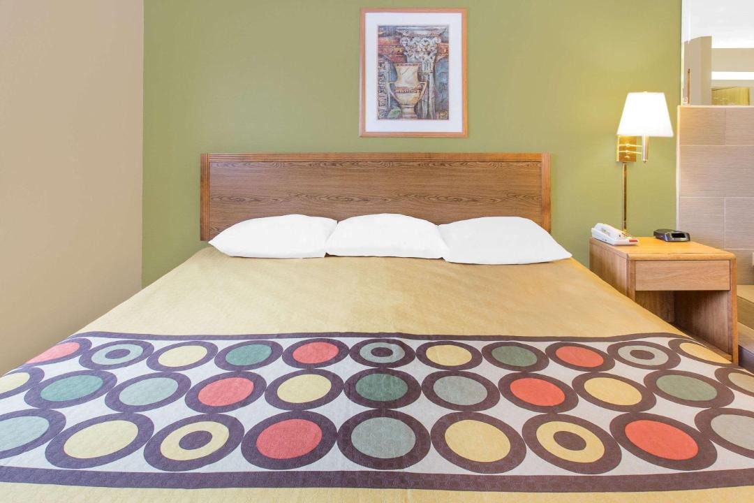 Photo of Bedroom in Carbon Cliff