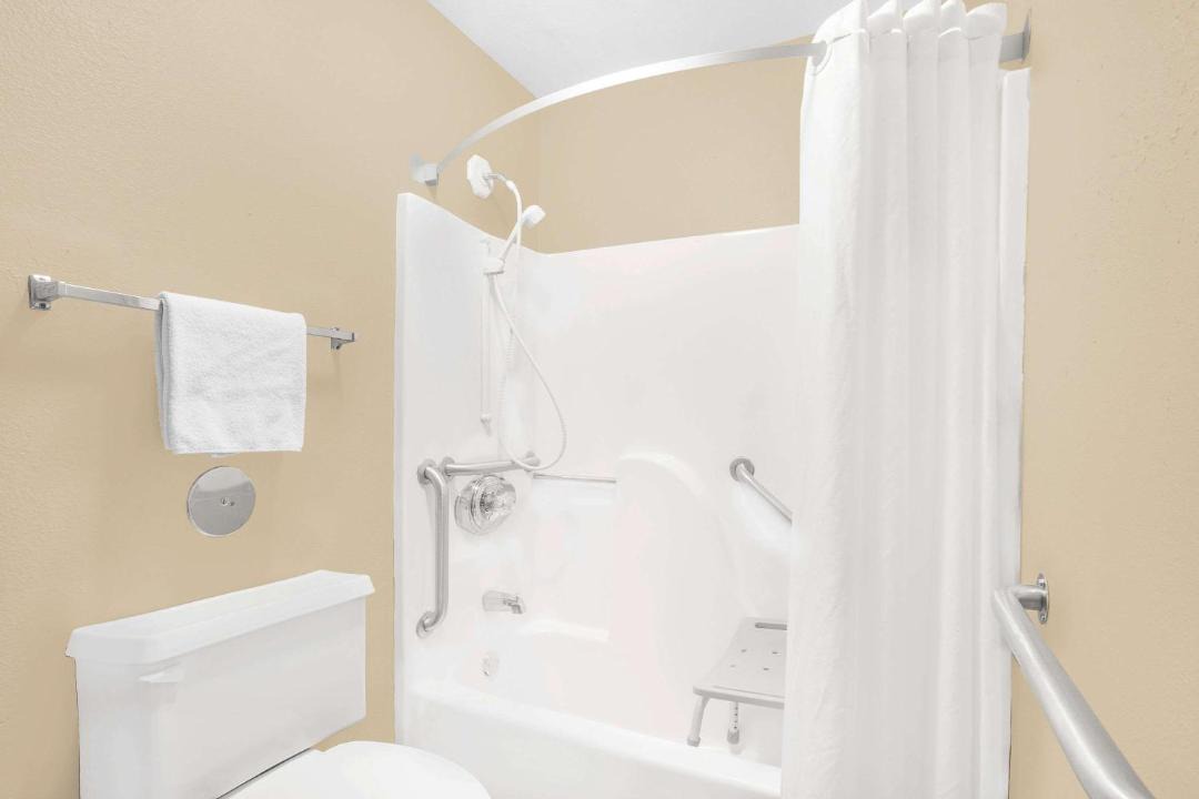 Photo of Bathroom in Carbon Cliff