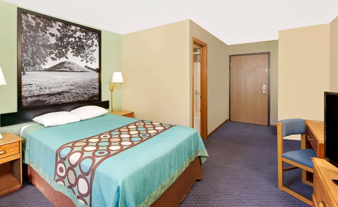 Photo of Bedroom in Macomb