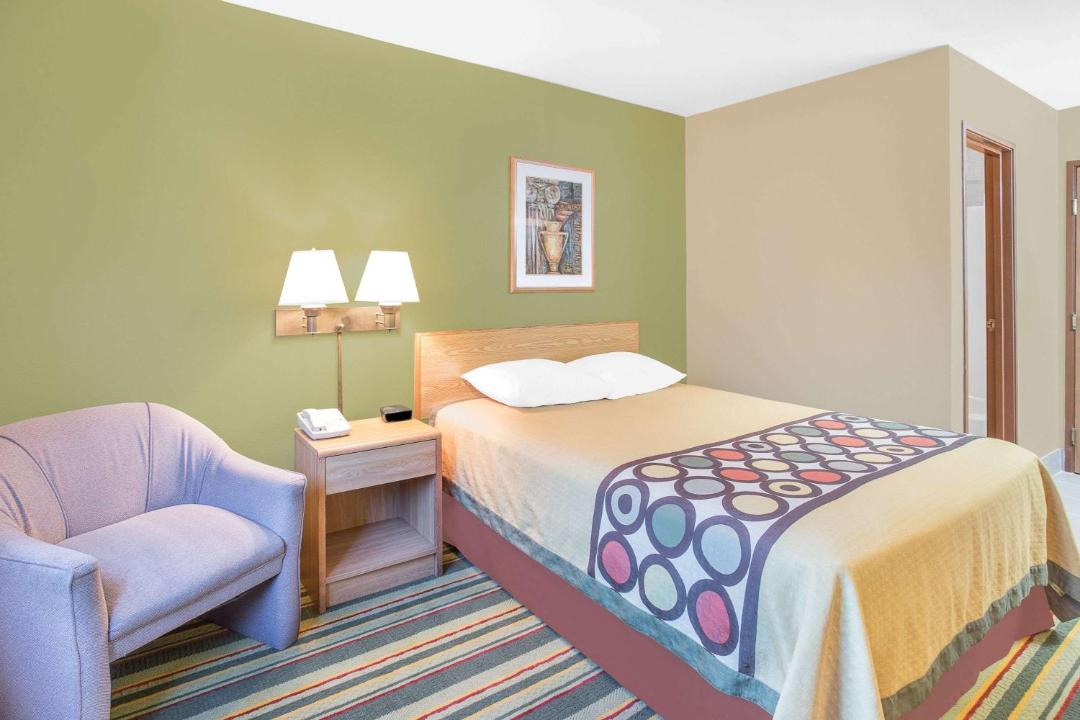 Photo of Bedroom in Carbon Cliff