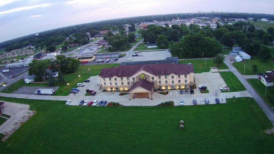Photo of Buildings in Robinson