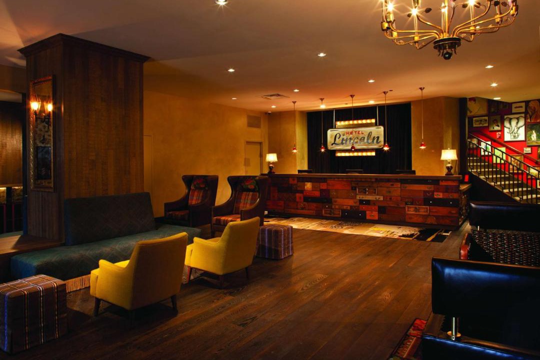 Photo of Livingroom in Old Town Triangle