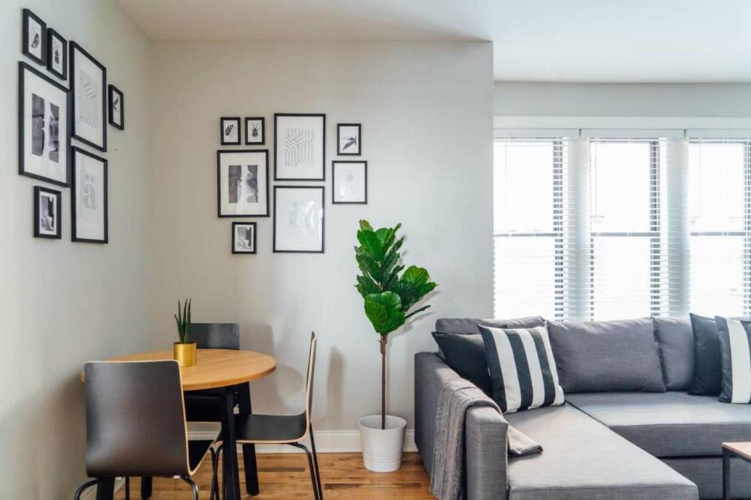 Photo of Livingroom in Boystown