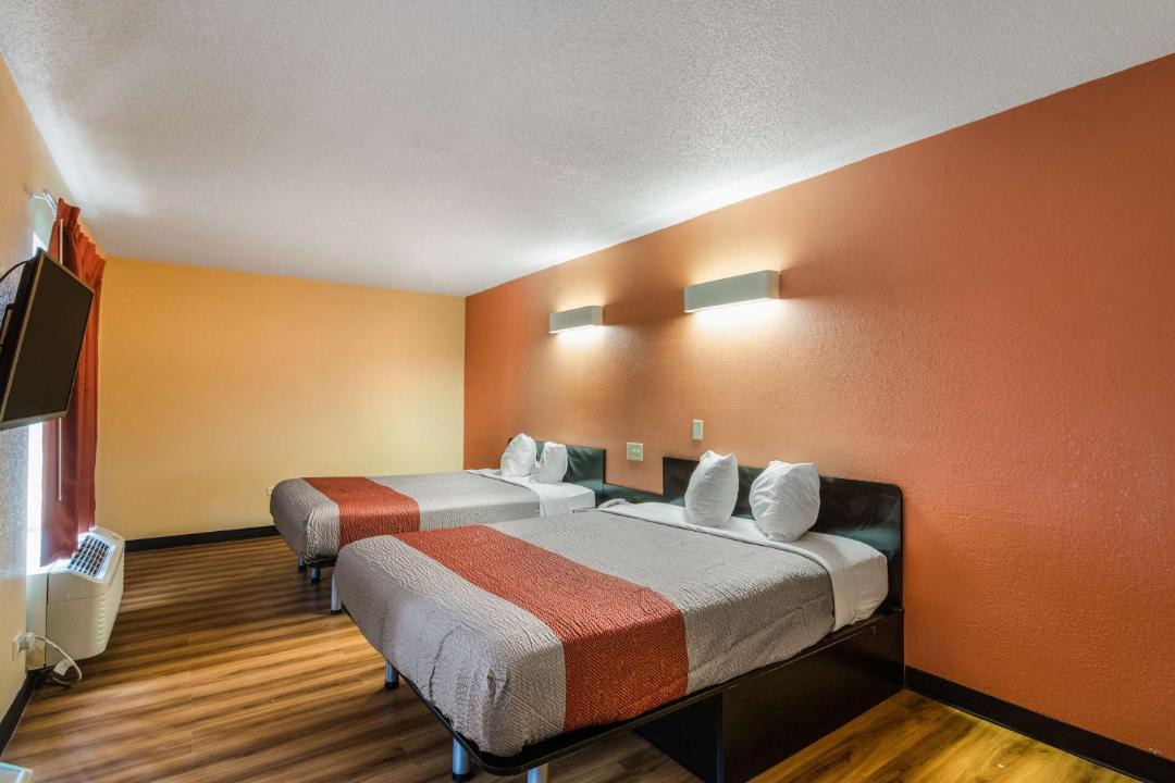Photo of Bedroom in Libertyville