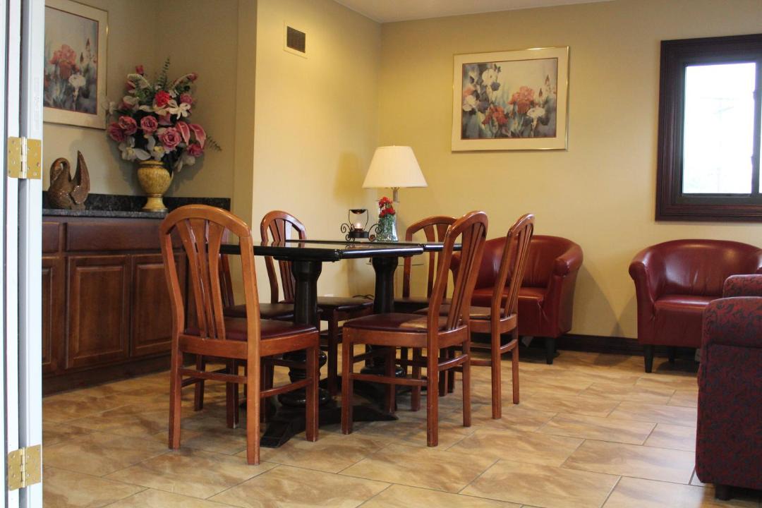 Photo of Others in La Grange