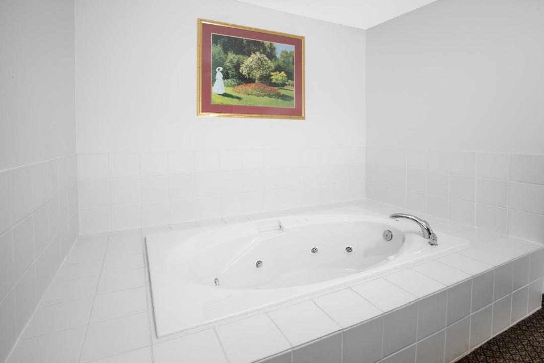 Photo of Bathroom in Galva