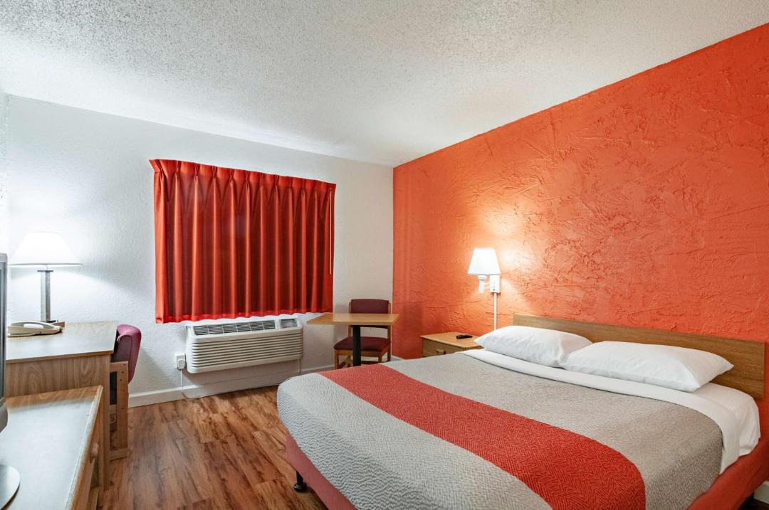 Photo of Bedroom in Naperville
