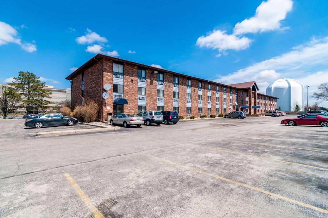Photo of Buildings in Naperville