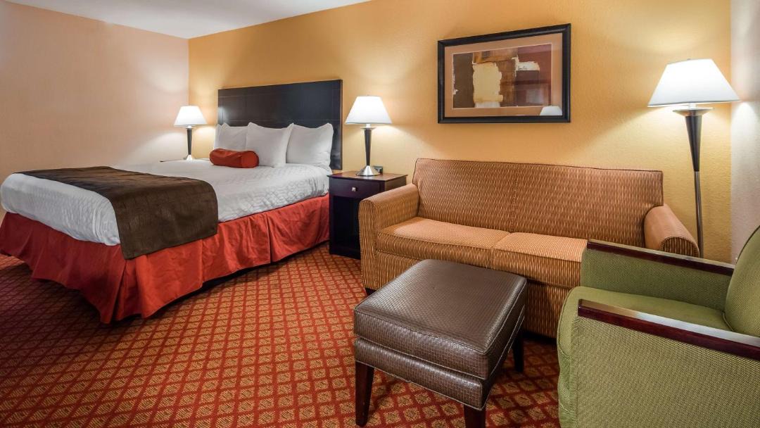 Photo of Bedroom in Alton