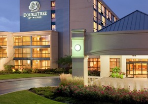 DoubleTree by Hilton Chicago - Arlington Heights