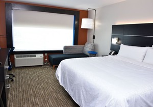 Holiday Inn Express & Suites Bensenville - O'Hare, an Ihg Hotel