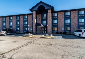 Motel 6-Elk Grove Village, IL - O'Hare