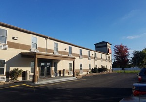Econo Lodge Inn & Suites Granite City