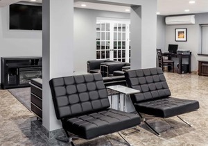Baymont by Wyndham Glenview