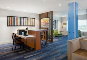 Holiday Inn Express & Suites Bourbonnais East - Bradley