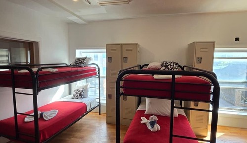 Japanese-style Shared Dormitory, Mixed Dorm