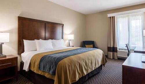 King Room - Accessible/Non-Smoking