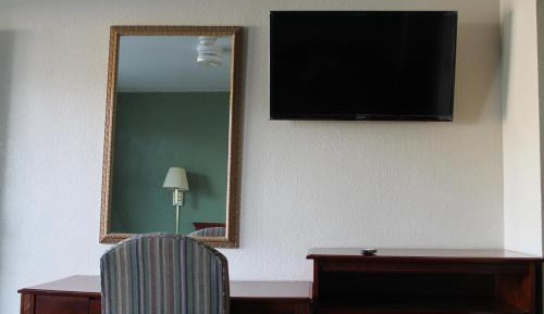 King Room - Non-Smoking