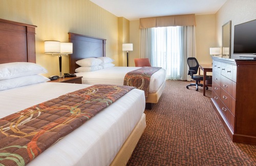 Mount Vernon Hotel | Drury Inn & Suites Mt. Vernon