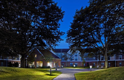 Lincolnshire Hotel | Homewood Suites by Hilton Chicago-Lincolnshire