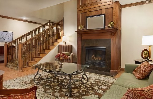 Champaign Hotel | Country Inn & Suites by Radisson, Champaign North, IL