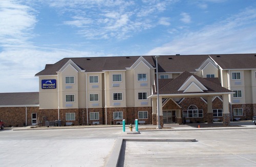 Quincy Hotel | Microtel Inn & Suites Quincy by Wyndham