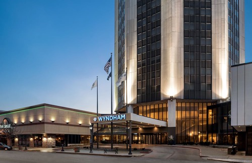 Downtown Springfield Hotel | Wyndham Springfield City Centre