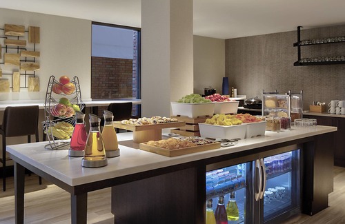 Half Day Hotel | Lincolnshire Marriott Resort