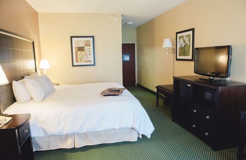 Bloomington Hotel | Hampton Inn Bloomington West