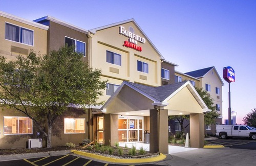 Peru Hotel | Fairfield Inn & Suites Peru
