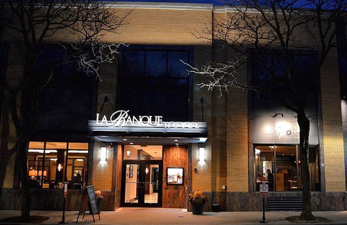 Homewood Hotel | La Banque Hotel