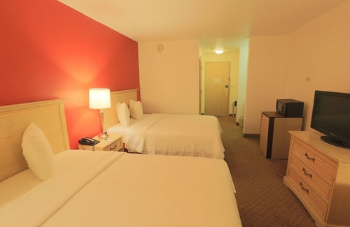 Calumet Park Hotel | Days Inn by Wyndham Calumet Park