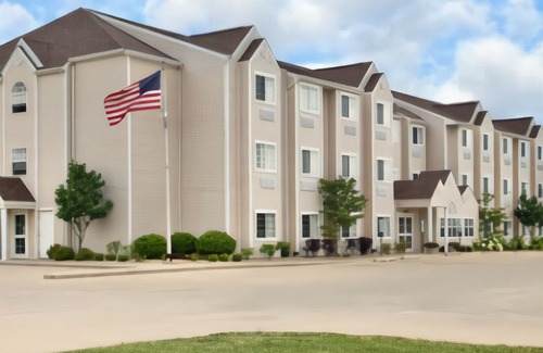 Springfield Hotel | Microtel Inn & Suites by Wyndham Springfield