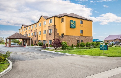 Peru Hotel | Quality Inn Peru Near Starved Rock State Park