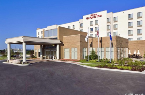 Lake Forest Hotel | Hilton Garden Inn Lake Forest Mettawa