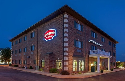 Edwardsville Hotel | Country Hearth Inn & Suites Edwardsville
