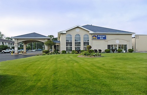 Quad Cities Hotel | Best Western Airport Inn