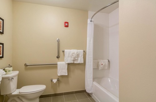 Mitchell Hotel | Comfort Inn Edwardsville - St. Louis
