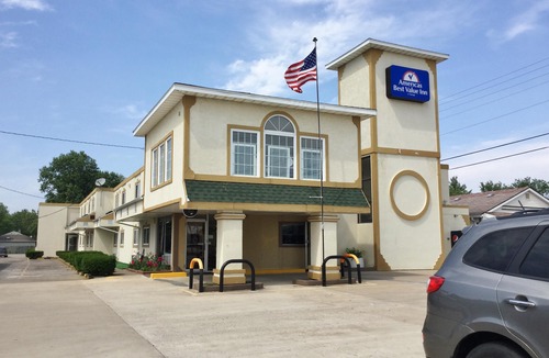Macomb Hotel | Americas Best Value Inn Macomb