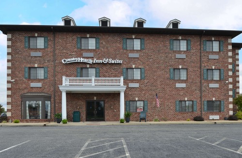 Edwardsville Hotel | Country Hearth Inn & Suites Edwardsville