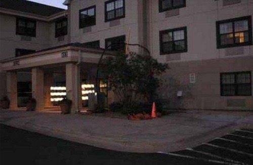 Rockford Hotel | Extended Stay America Suites - Rockford - I-90
