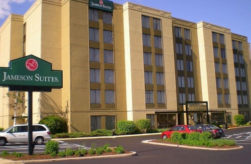 Arlington Heights Hotel | Holiday Inn Express Chicago NW - Arlington Heights, an Ihg Hotel