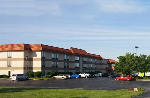 Mitchell Hotel | Comfort Inn Edwardsville - St. Louis
