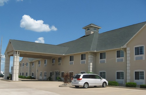 Macomb Hotel | Best Western Macomb Inn