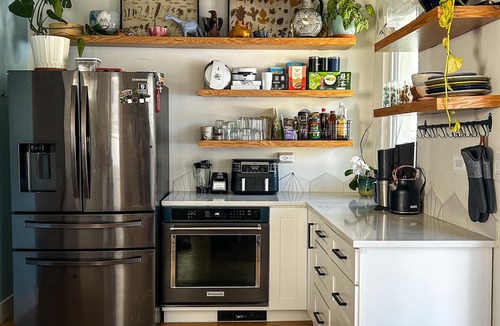 Irving Park House | Spacious Family Haven- Working Space and Kid Space