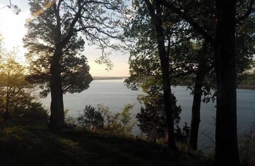 Golconda House | Cozy Cabin on the Ohio River!