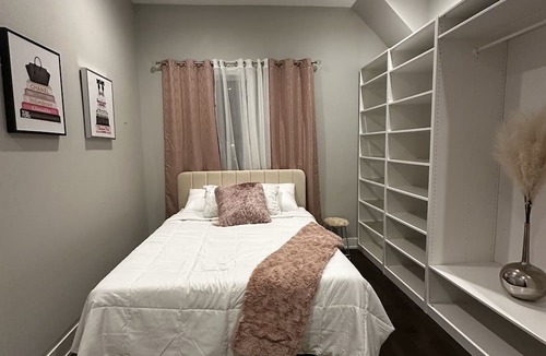 Douglas Apartment | Luxury Condo Chicago - FREE parking