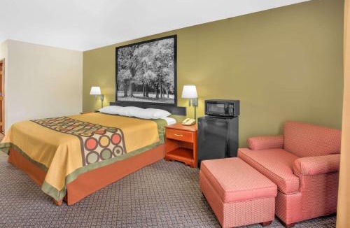 Galva Hotel | Super 8 by Wyndham Galva