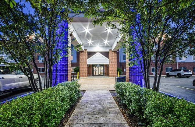Holiday Inn Express Chicago Northwest-Vernon Hills, an Ihg Hotel