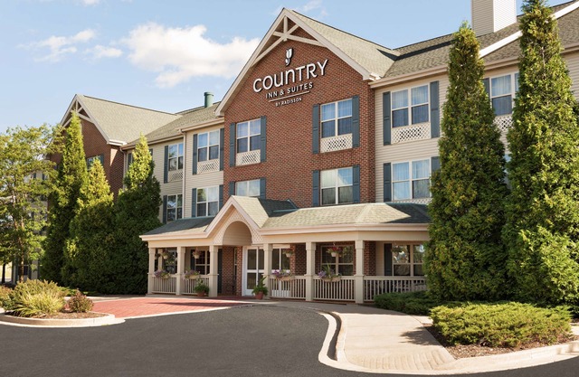Country Inn & Suites by Radisson, Sycamore, IL